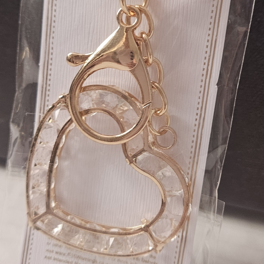 Crystal Collection Heart Keychain NIP - Picture 4 of 5
